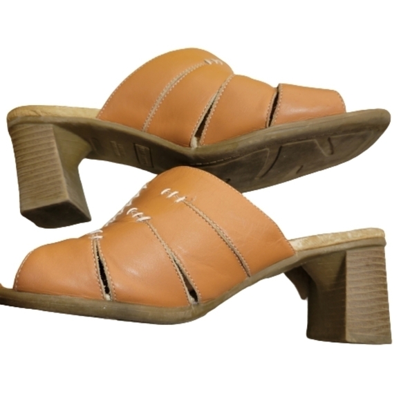 Infinity leather sandals, slip on, 2 inch heel - Picture 2 of 7